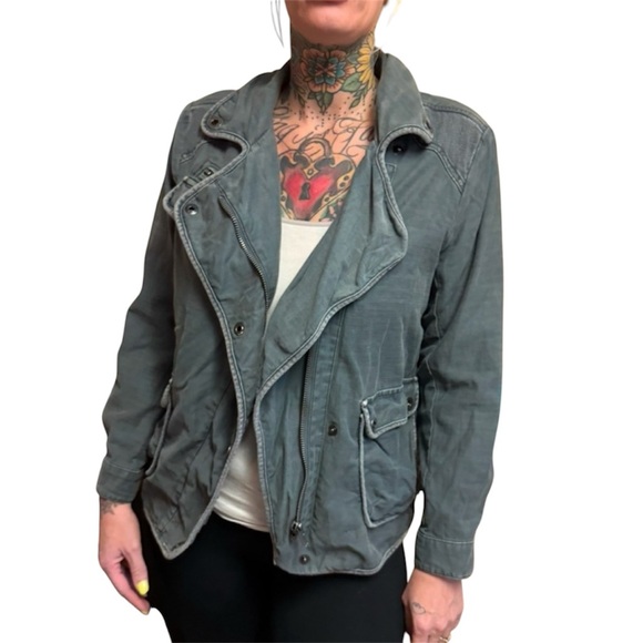 Free People Jackets & Blazers - Free People Gray Utility Jacket with Casual Style and Relaxed Fit